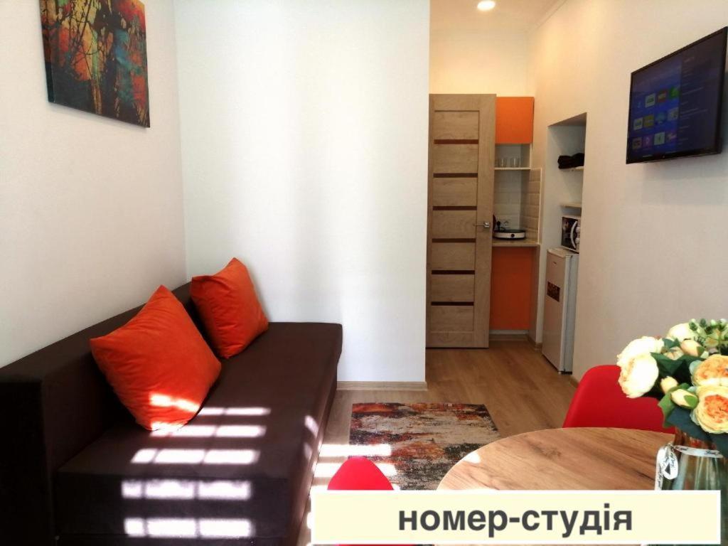Світло Цілодобово Apartments In The City Center Leópolis Exterior foto